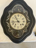 Ancienne horloge murale « œil de bœuf » BONNEFOY/fonctionne 
